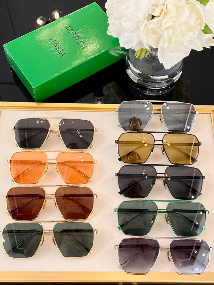 Bo*te*ga ve*ne*ta sunglasses 202304001