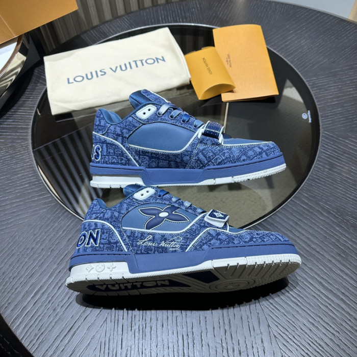 LOU1VTON SNEAKER
