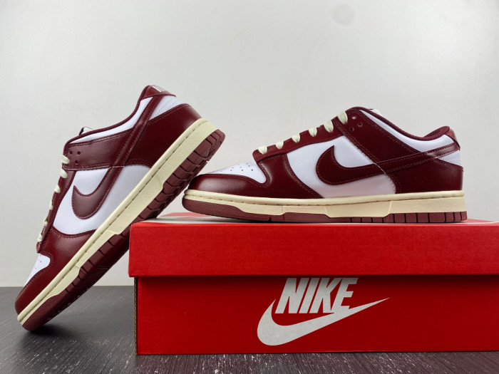 nike dunk low vintage "team red" fj4555-100