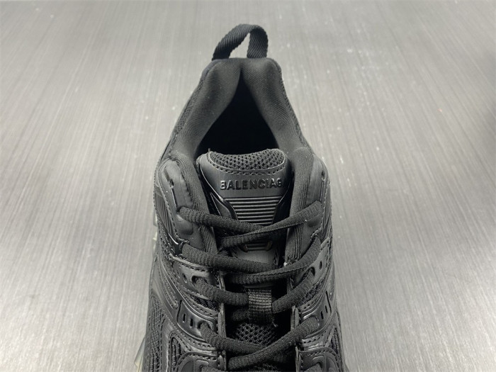 blc* defender sneaker