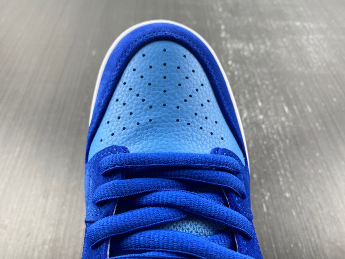 nike sb dunk low "blue raspberry" dm0807-400