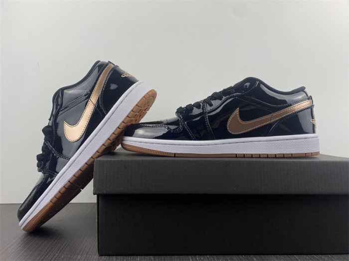 air jordan 1 retro low black gold patent 554723-032