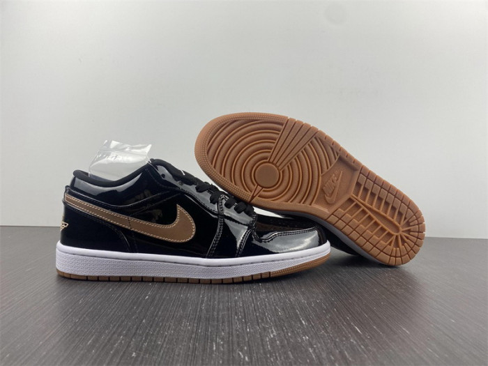 air jordan 1 retro low black gold patent 554723-032