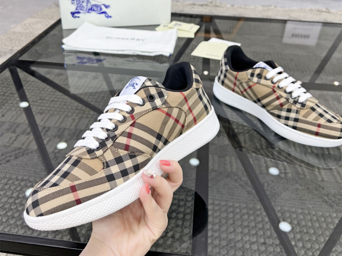 Bur*berry Check Terrace Sneakers