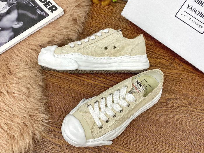 Ma*s*n mihara yasuhiro low-top sneakers mmy-012
