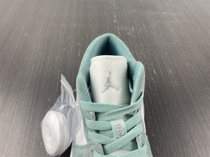 air jordan 1 low "new emerald" dn3705-301