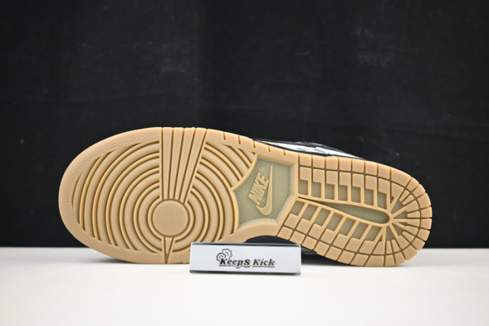 S*p*e x ramm:ell:zee x nike sb dunk low fd8778-001