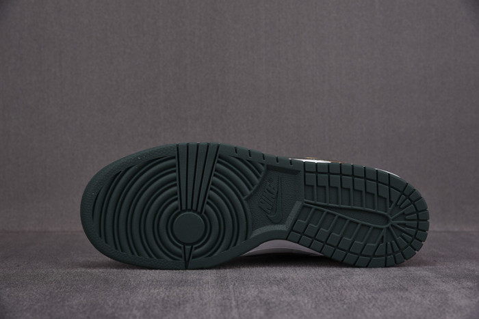 nike dunk low se sail multi-camo dh0957-100