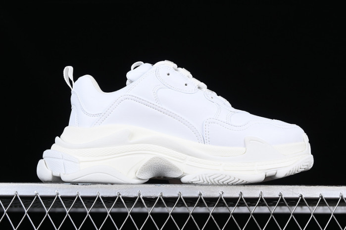 blc* triple s trainer