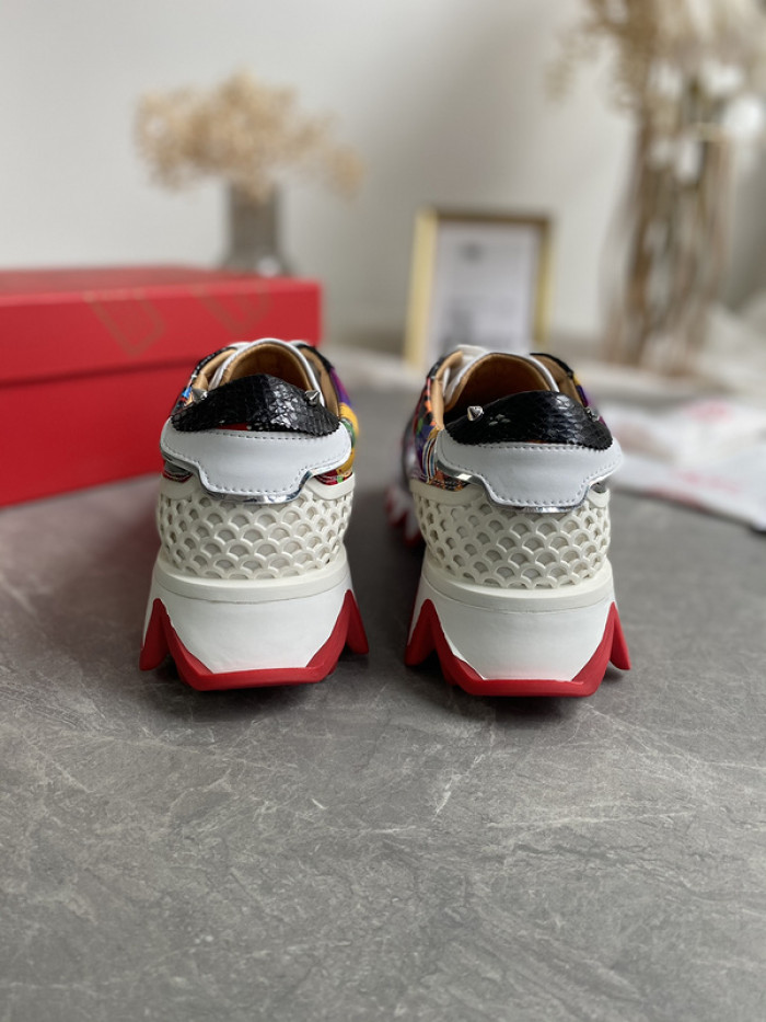 CHRISTIAN LOUBOUT1N Loubishark man (CUSTOMIZE)