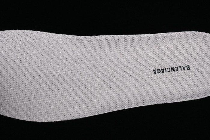 blc* triple s trainer