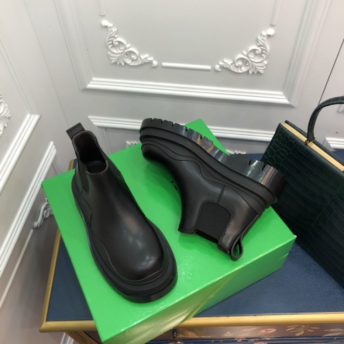 Botteg*Venta Tire Leather Ankle boots