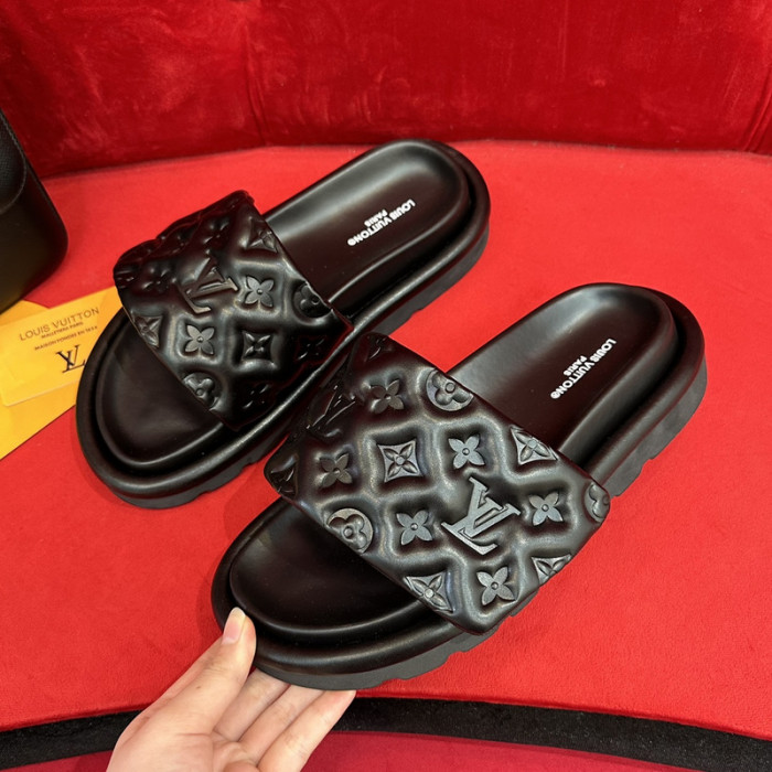 LOU1_TON POOL PILLOW COMFORT MULE (EU35-EU40)