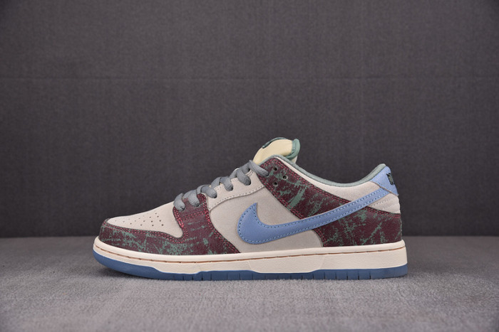 crenshaw skate club x nike sb dunk low fn4193-100