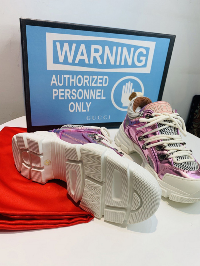 G*u*i1 journey flashtrek jewel crystal low boot