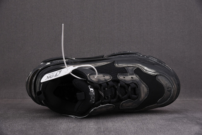 blc* triple s trainer