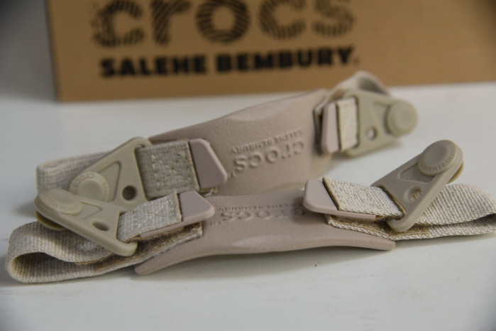 Cr*0*s pollex clog by salehe bembury urchin