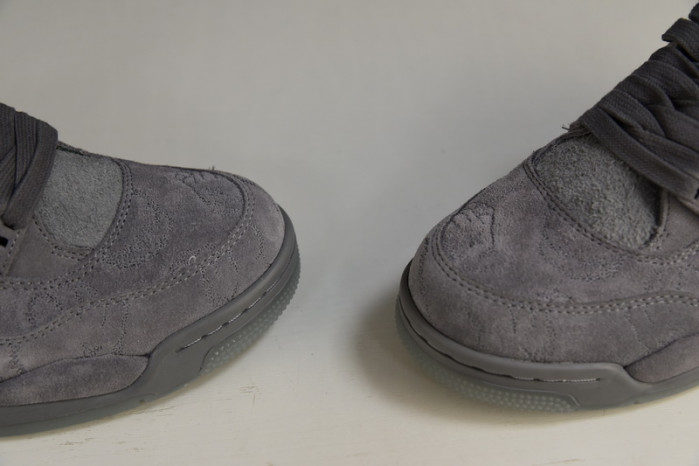 kaws x air jordan 4 retro 