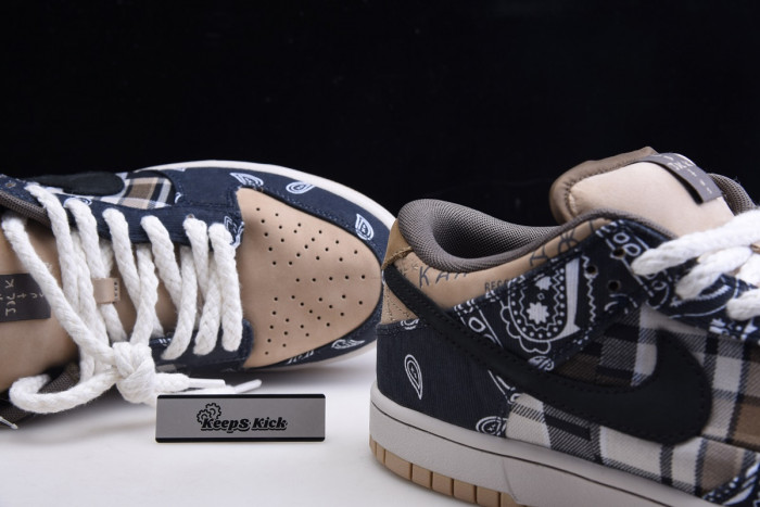 travis scott nike sb dunk low ct5053-001